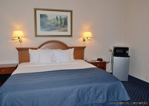 Clarion Hotel & Conference Center Northampton Eksteriør billede
